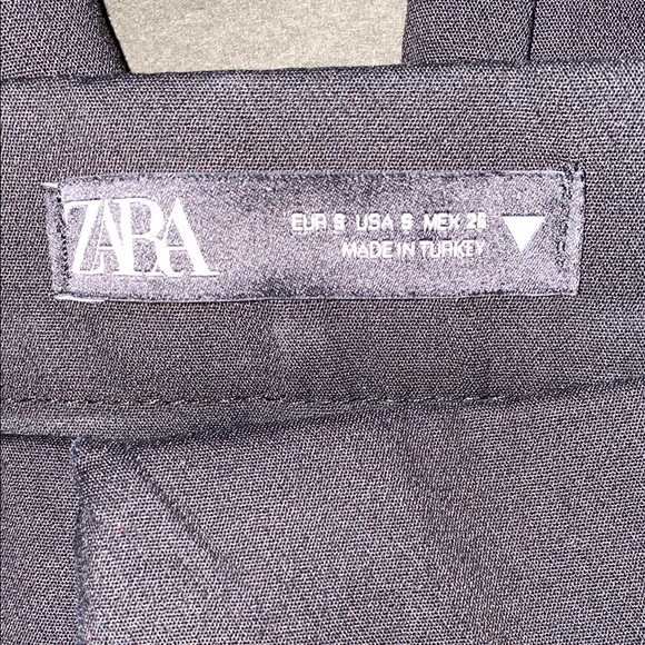 Zara Small Black Trousers with Relaxed Fit - Picture 2 of 10